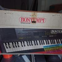 pianola bontempi BT909 mai usata