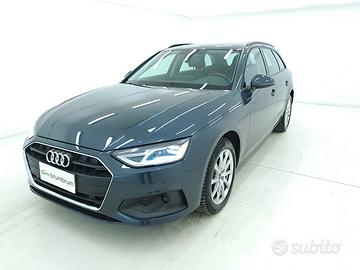 Audi A4 Avant Business S Tronic BR496946 2.0 Mild 