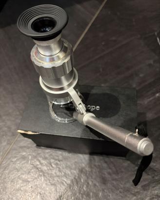 MICROSCOPIO 4X