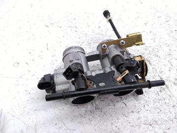 CORPO FARFALLATO CON INIETTORI APRILIA PEGASO IE 6