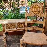 scrivania e sedia- trono spagnolo