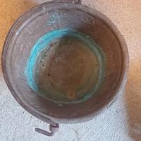 vecchia pentola in rame 