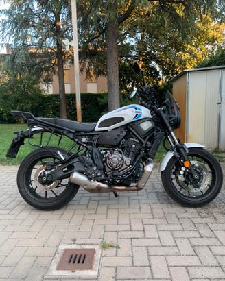 Yamaha XSR 700 Historic White anno 2023
