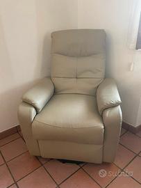 Poltrona elettrica reclinabile