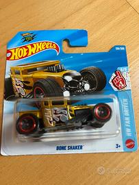 Hot Wheels Bone Shaker oro
