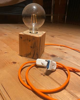 Lampada Design cubo legno