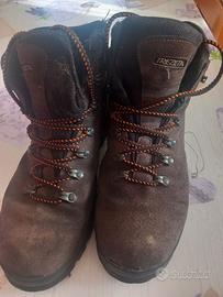 Scarponi da montagna