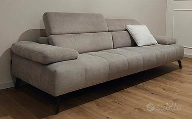 Divano pari al nuovo 