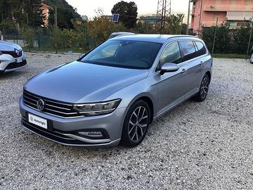 Volkswagen Passat Variant 2.0 TDI SCR EVO DSG...