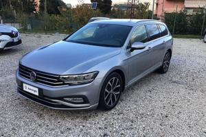 Volkswagen Passat Variant 2.0 TDI SCR EVO DSG...