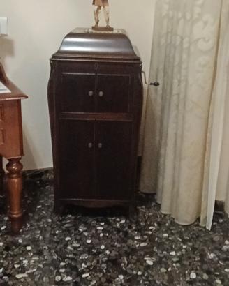 Grammofono a manovella con mobile porta dischi 