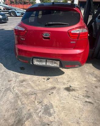 pezzi di ricambio usati KIA RIO anno 2013