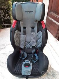 Seggiolino per auto