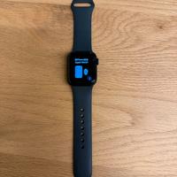 Apple Watch SE (GPS, 2° generazione) nero, 40 mm,