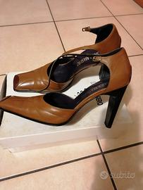 scarpa pelle colore senape/bordo