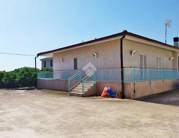 VILLA SINGOLA A FOGGIA