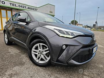 Toyota C-HR 1.8h Business e-cvt
