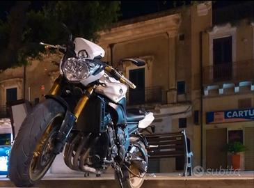 Yamaha Fz8