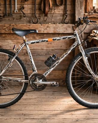 MTB 26" da uomo, telaio vintage anni '90.