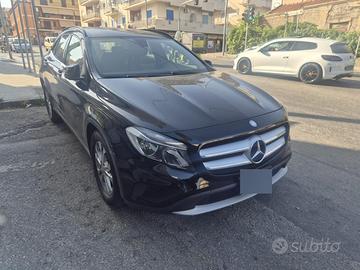 Mercedes GLA 180D EXECUTIVE