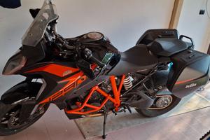 Ktm superduke 1290gt