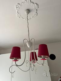 Lampadario Shabby Chic a 3 Luci – Bianco e Fucsia