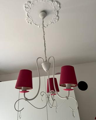 Lampadario Shabby Chic a 3 Luci – Bianco e Fucsia