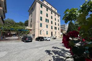 5 LOCALI A GENOVA