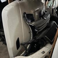 musta range rover sport 2008