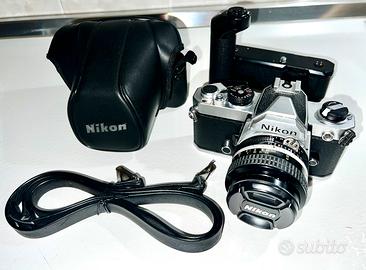 FOTOCAMERA ANALOGICA NIKON FM CON NIKON 50 1.4 AI.
