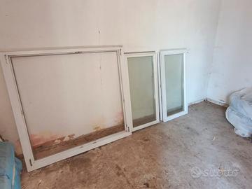 Infissi PVC doppio vetro e porta blindata