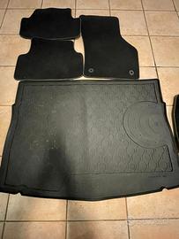 Set tappetini originali VW Golf 7 + vasca baule