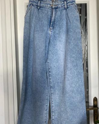 Jeans azzurri chiari