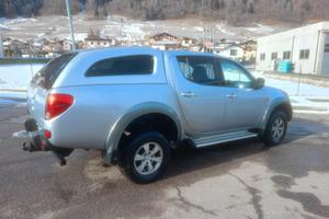 Jeep pik up - Mitsubishi L200