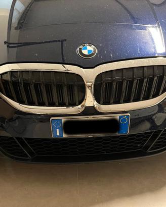 griglia originale BMW 320d M/sport