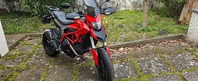 Ducati hypermotard 821