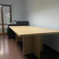 Tavolo riunioni