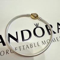 Bracciali e Charm  Pandora