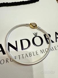 Bracciali e Charm  Pandora