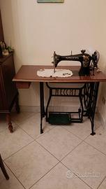 antica macchina per cucire necchi
