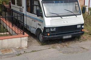 Camper ELNAGH DA SISTEMARE