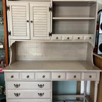 mobile restaurato dipinto a mano