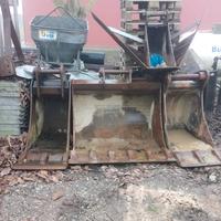 Benne escavatore e forche