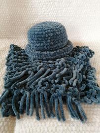 Sciarpa e cappello.