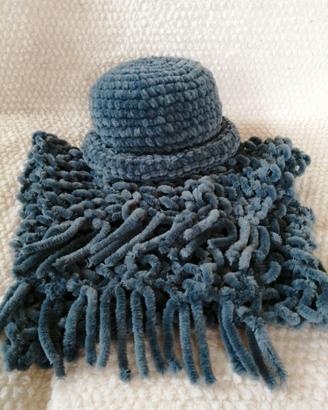 Sciarpa e cappello.