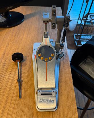 Pedale batteria Pearl Demon P3000D