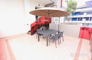 Jesolo centro Stupenda Terrazza vicino spiaggia