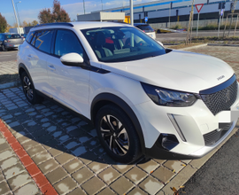 Peugeot 2008 Allure. Garanzia al Ottobre 2025