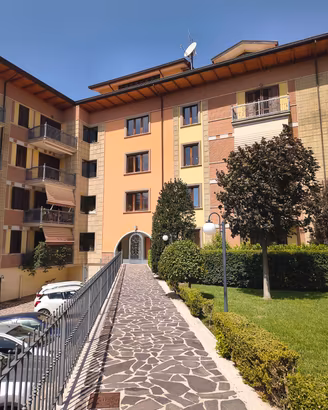 Appartamento Bilocale con garage e posto auto