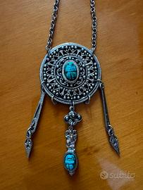 Collana vintage con scarabei e pietre turchesi